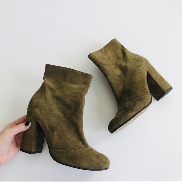 Steve Madden Shoes - Steve Madden olive green suede block heel booties